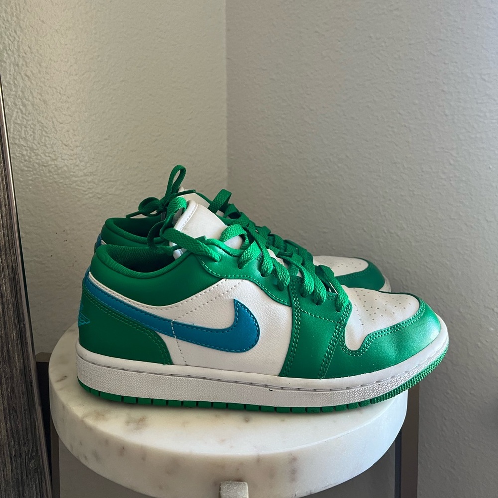 Women’s Air Jordan 1 Low. Lucky Green